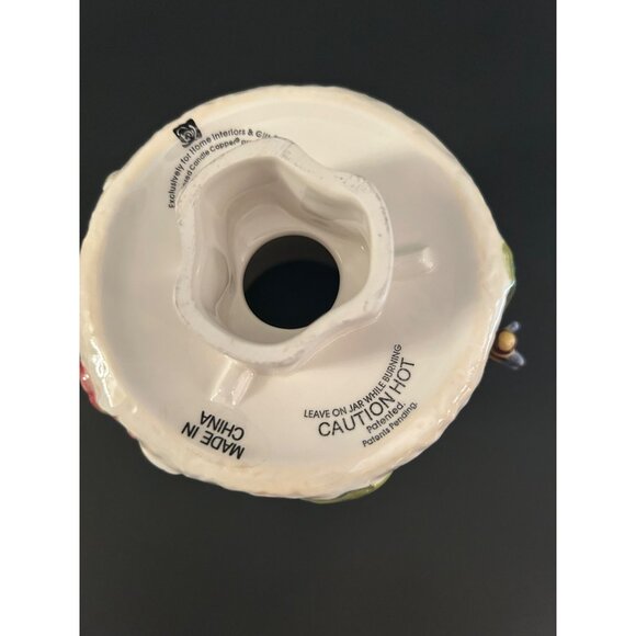 Honeycomb-Inspired Ceramic Tealight Candle Capper Floral & Bumblebee Details - Picture 3 of 8